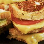 Veganes gegrilltes Käsesandwich