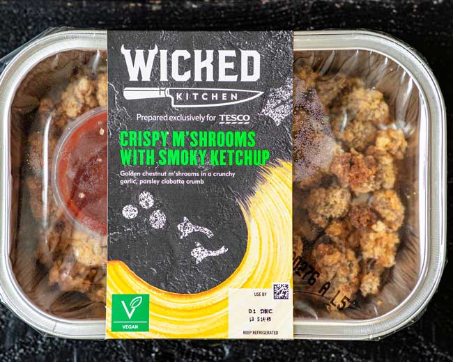 nouveaux champignons croustillants de Wicked Kitchen avec du ketchup fumé