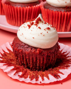 veganistische rode fluwelen cupcake