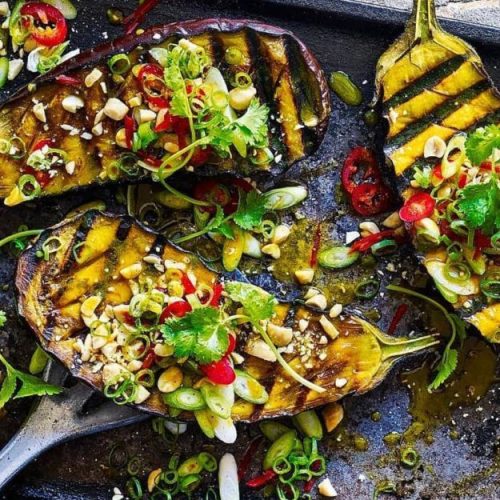 Tesco-Derek-Sarno-Aubergine-850x625