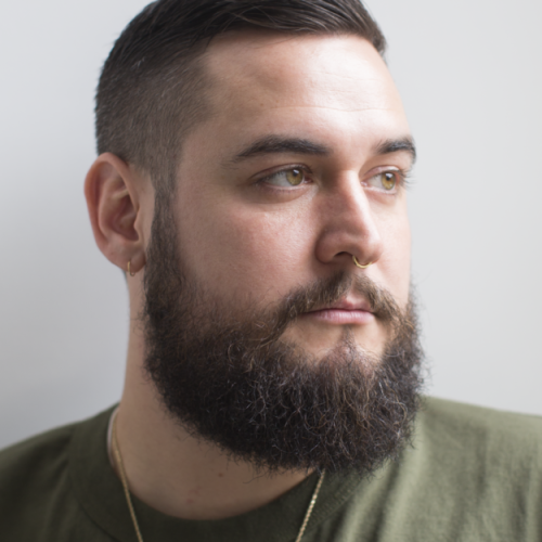 Timothy-Pakron-_-Mississippi-Vegan-headshot-850x625