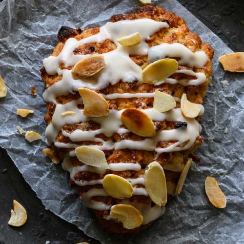 apple scones with almonds